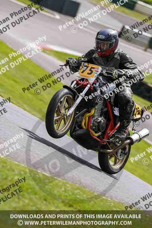 cadwell no limits trackday;cadwell park;cadwell park photographs;cadwell trackday photographs;enduro digital images;event digital images;eventdigitalimages;no limits trackdays;peter wileman photography;racing digital images;trackday digital images;trackday photos